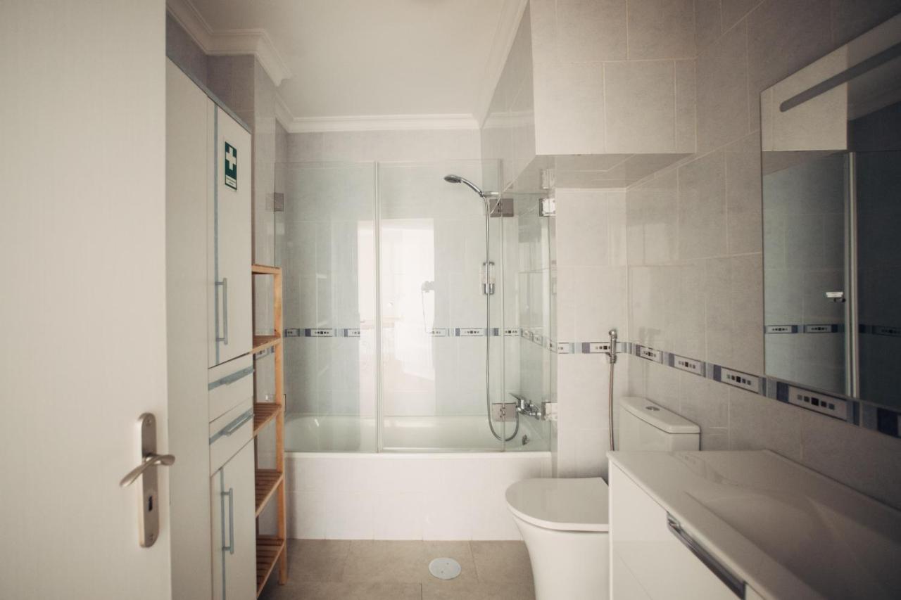 Апартаменты Dourohouse - Luis Bridge Porto Gaia View Вила-Нова-ди-Гая Экстерьер фото